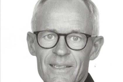Portræt af Jens Mathiasen inde på Ravnbakkeskolen